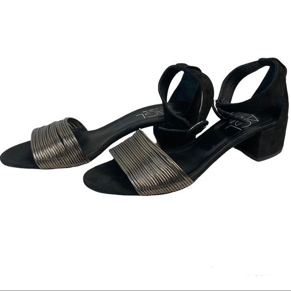 AGL Ankle Sandals Black Suede Heels and Bronze Front Straps Made in Italy - Picture 8 of 8